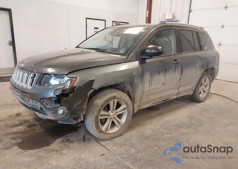 2016 Jeep Compass Sport z USA, uszkodzony, nr VIN 1C4NJDBB0GD757086